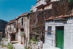 Abitazioni tipiche del centro storico centro storico zona Castello