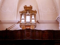 organo Pregevolissimo organo della Chiesa di San Sebastiano, realizzato nel 1755 da Don Annibale Lo Bianco, organaro di Galati Mamertino.